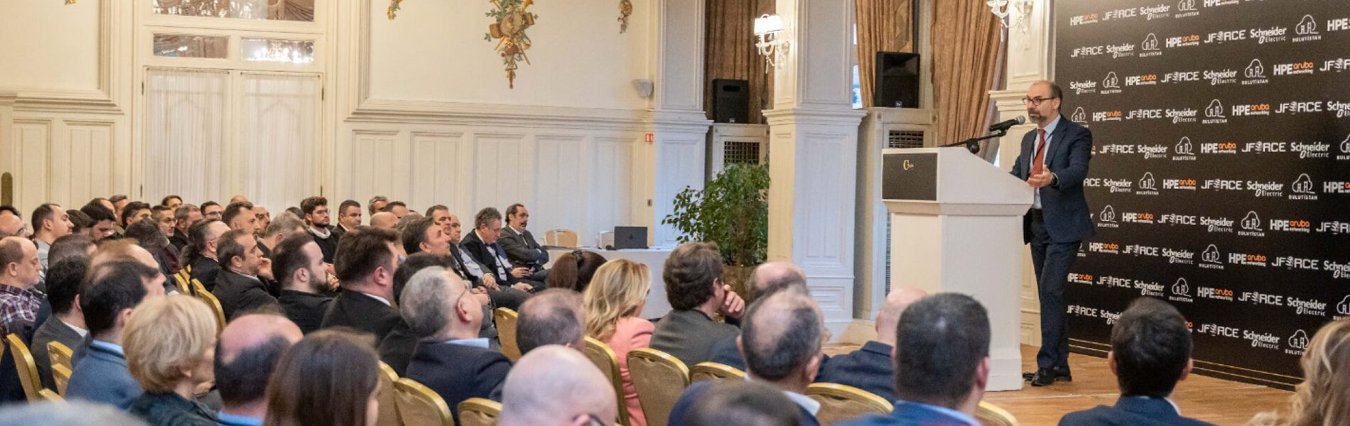 C Suite 2023 etkinliği Bulutistan sponsorluğunda 16 Mart Perşembe günü gerçekleştirildi.